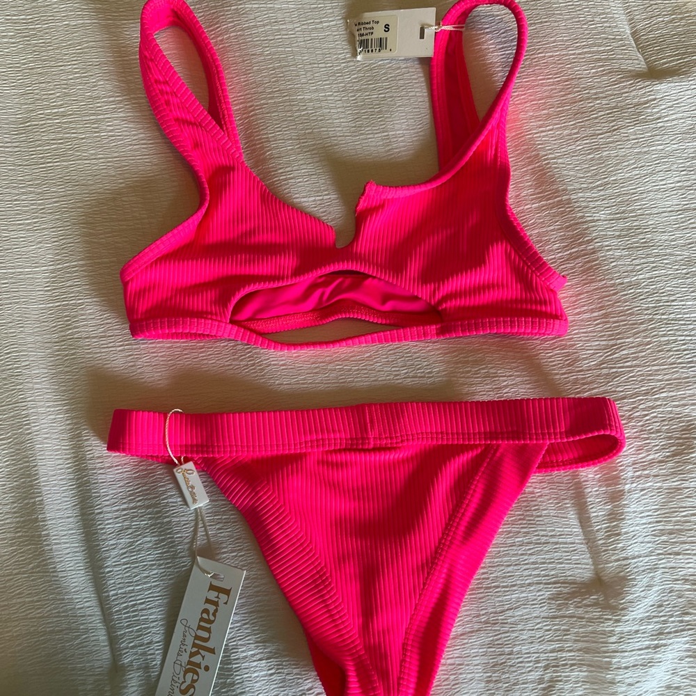Frankie’s bikini